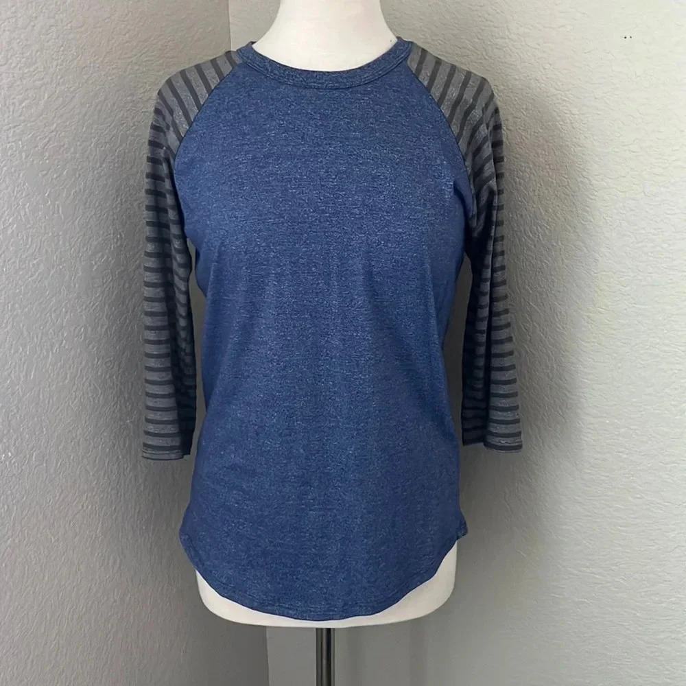 LULAROE blue and grey striped randy top